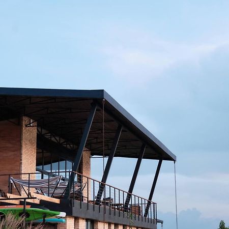 Umva Muhazi Villa Bagian luar foto