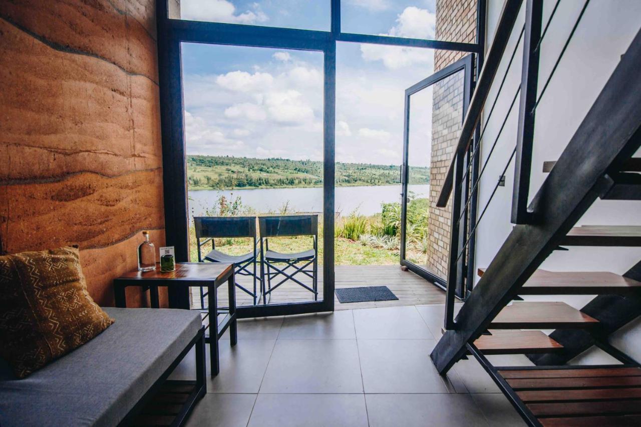 Umva Muhazi Villa Bagian luar foto